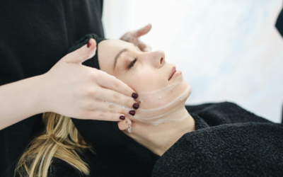 Top Benefits of Facial Treatments for Healthy, Glowing Skin